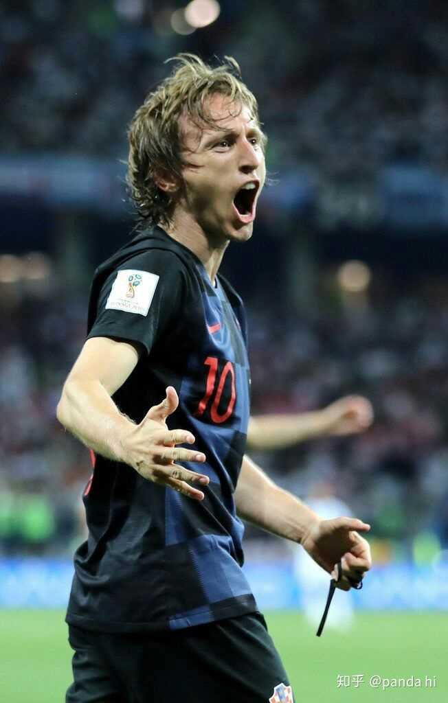 搞笑，勒布朗詹姆斯认为字母哥在70年代可场均250分的言论遭反对